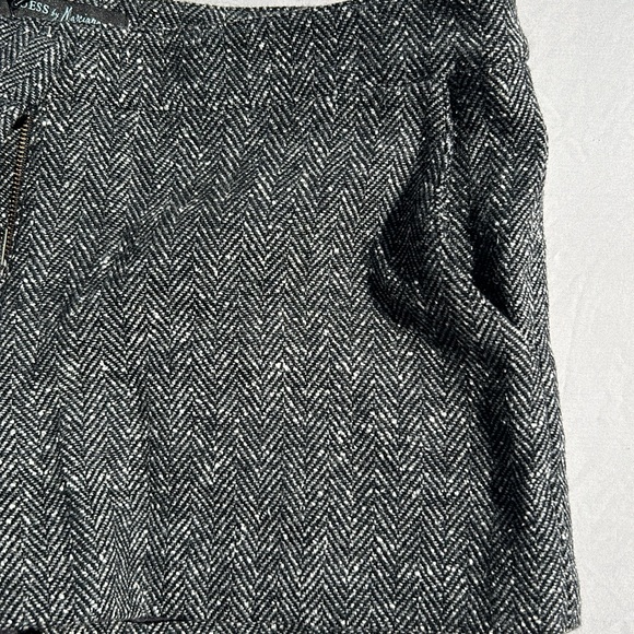 Vintage tweed shorts _Guess by Marciano - Picture 2 of 4